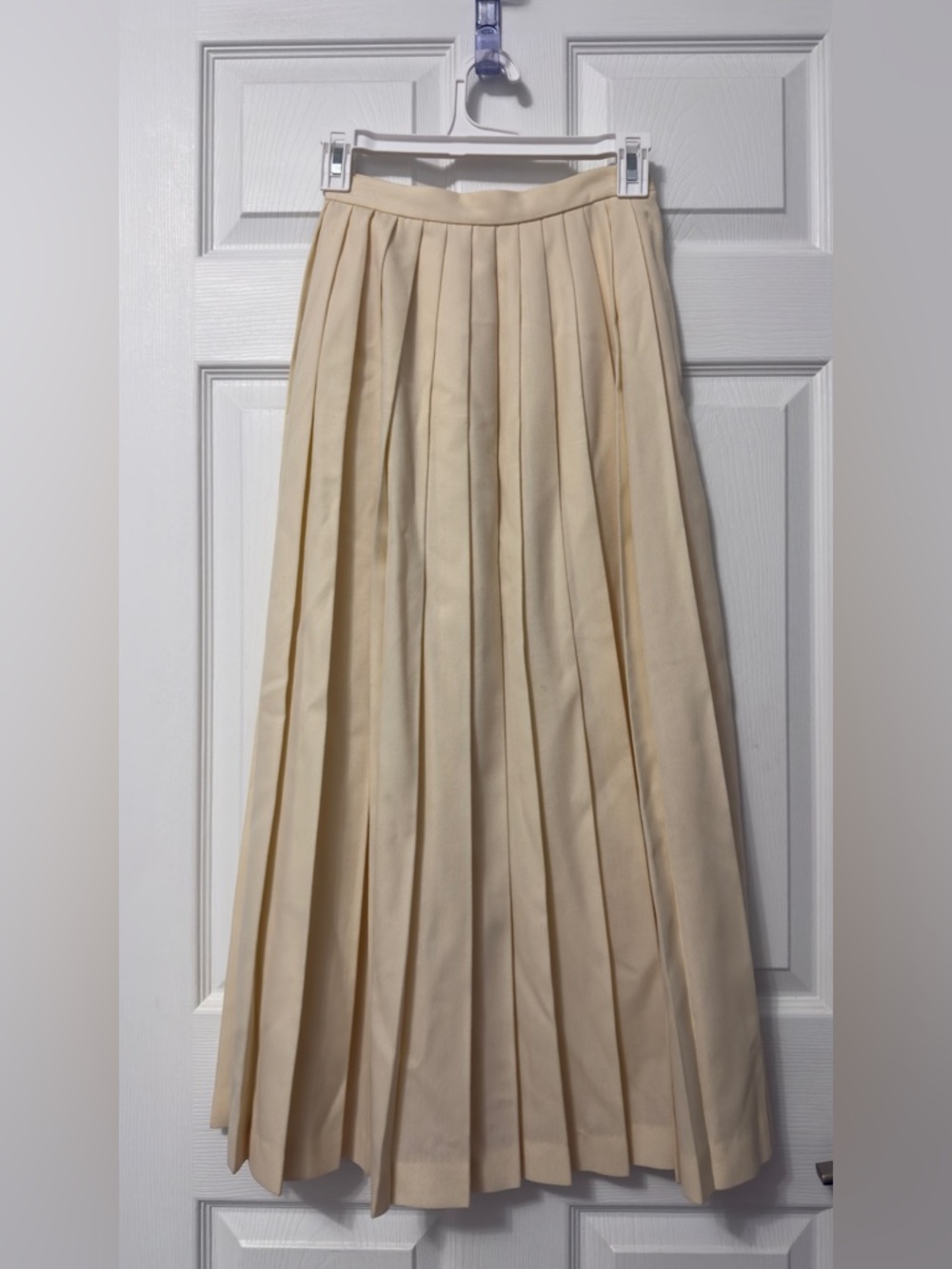 100% wool High-Waist Cream Pleated Maxi Skirt